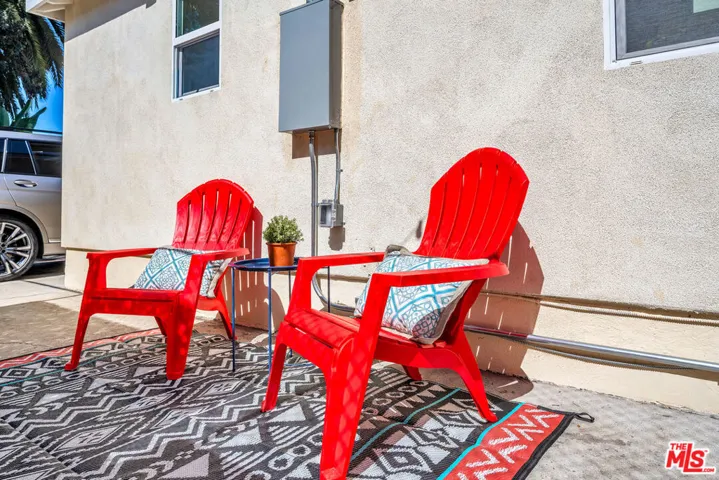 2319 1/2 Teviot Street, Los Angeles, California 90039