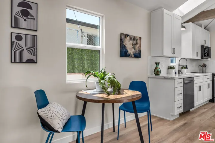 2319 1/2 Teviot Street, Los Angeles, California 90039