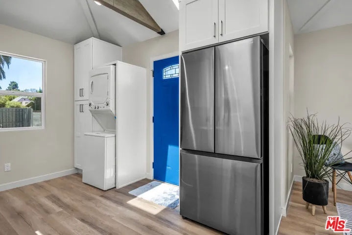 2319 1/2 Teviot Street, Los Angeles, California 90039