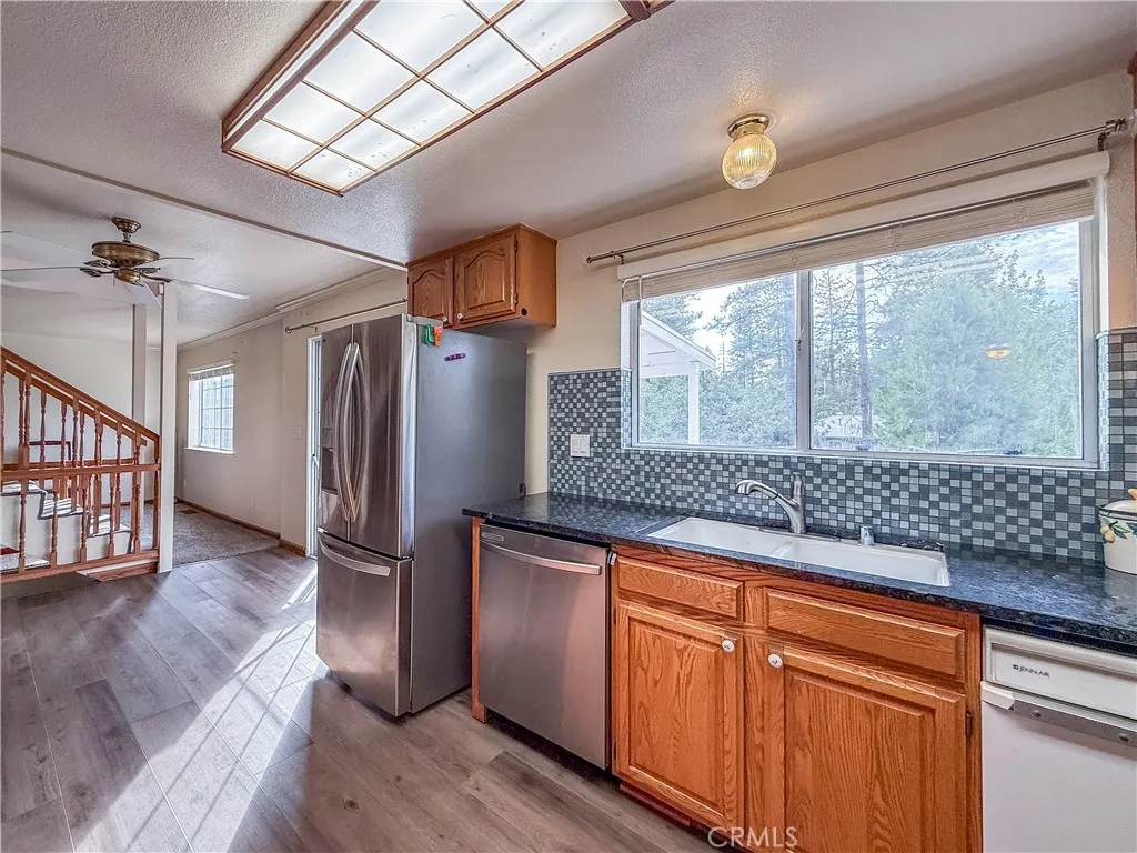 39314 Manzanita, Oakhurst, California 93644 — photo 5