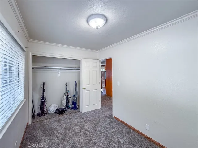 39314 Manzanita, Oakhurst, California 93644