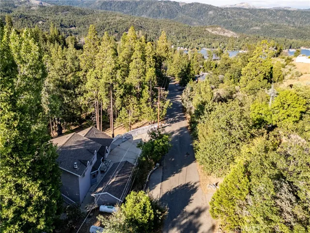 39314 Manzanita, Oakhurst, California 93644