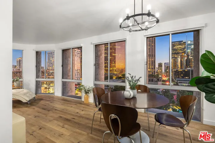 800 W 1st Street 905, Los Angeles, California 90012
