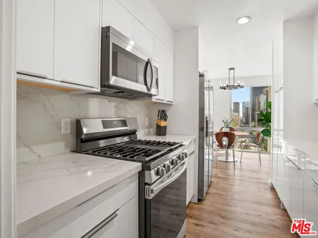 800 W 1st Street 905, Los Angeles, California 90012