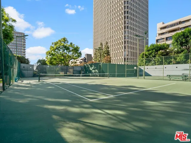 800 W 1st Street 905, Los Angeles, California 90012