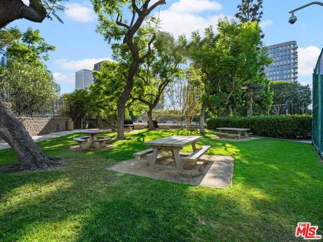 800 W 1st Street 905, Los Angeles, California 90012