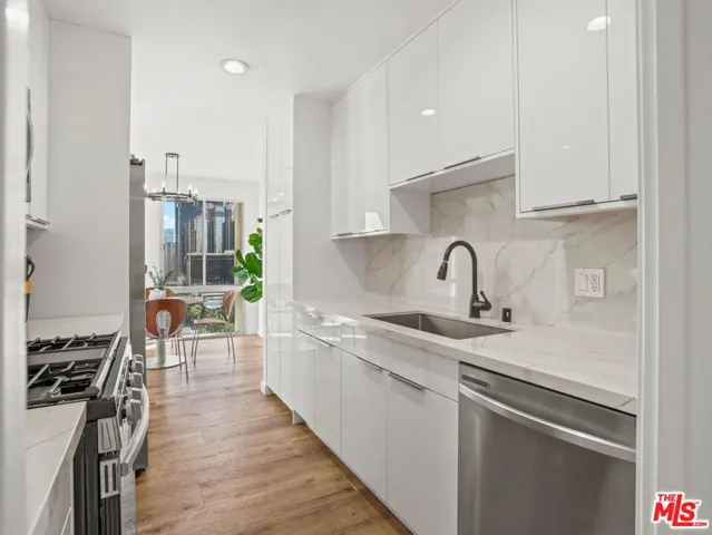 800 W 1st Street 905, Los Angeles, California 90012