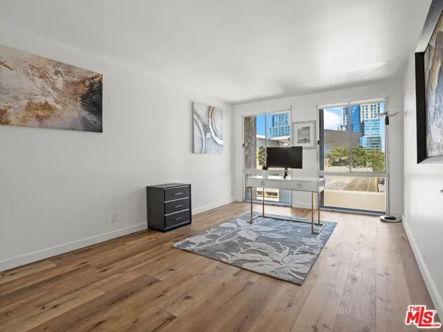 800 W 1st Street 905, Los Angeles, California 90012