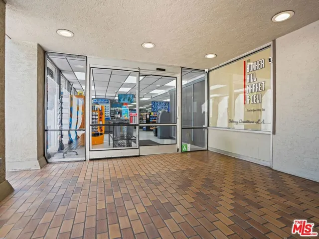 800 W 1st Street 905, Los Angeles, California 90012