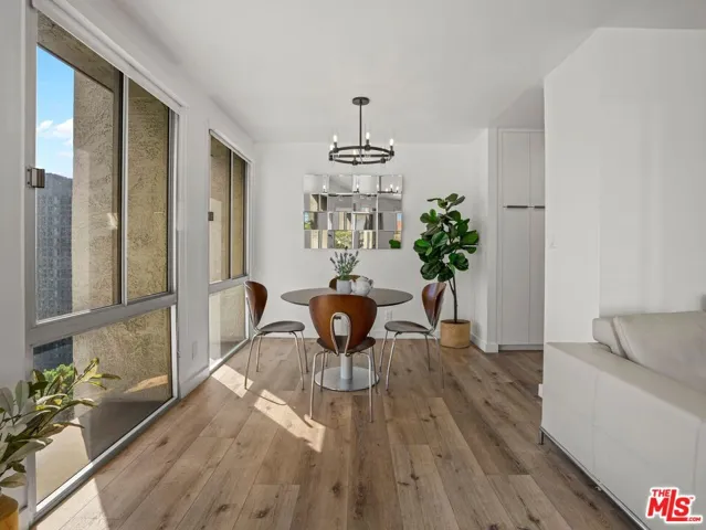 800 W 1st Street 905, Los Angeles, California 90012