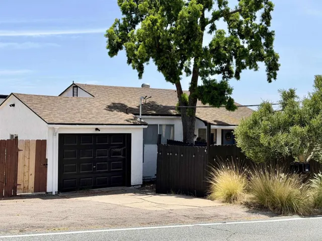 2610 Helix St., Spring Valley, California 91977
