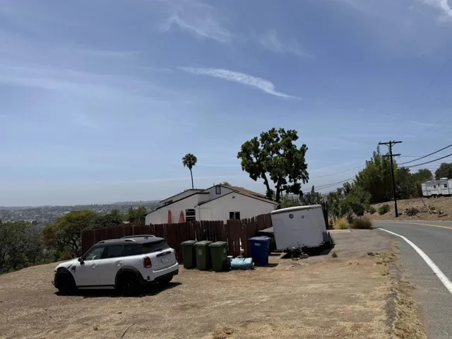 2610 Helix St., Spring Valley, California 91977