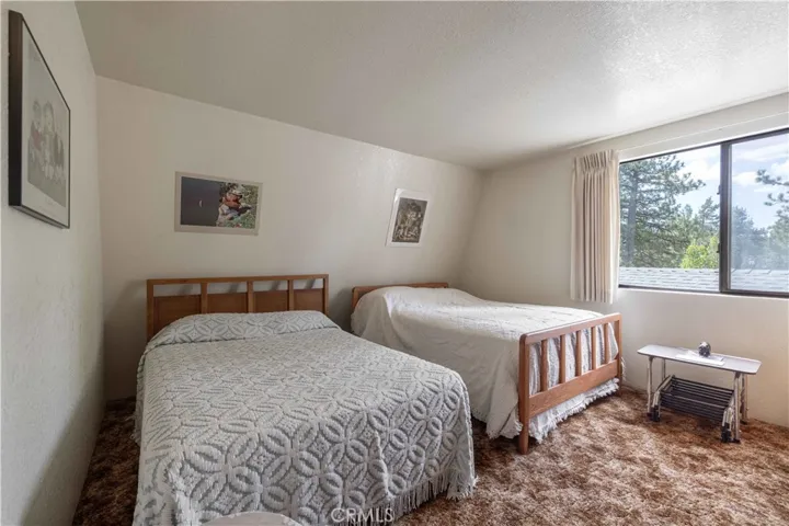 382 Canvasback, Big Bear Lake, California 92315