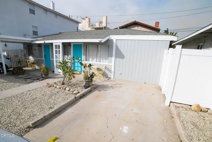 145-147 Hollywood - Photo 1