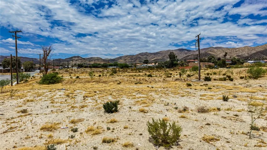 66659 6th Street, Desert Hot Springs, California 92240