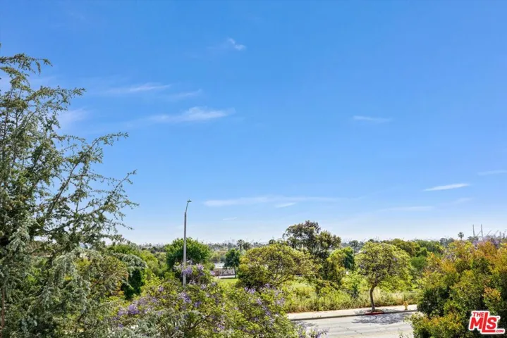 26251 Vermont Avenue 307, Los Angeles, California 90710