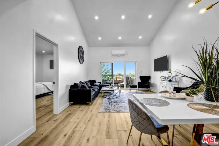 26251 Vermont Avenue 307, Los Angeles, California 90710
