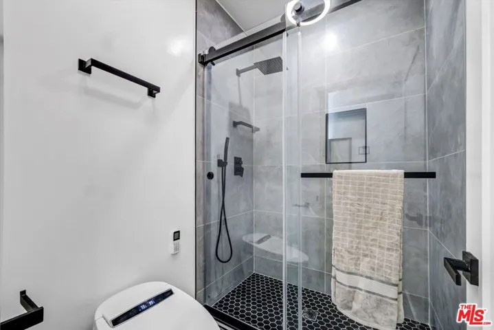 26251 Vermont Avenue 307, Los Angeles, California 90710
