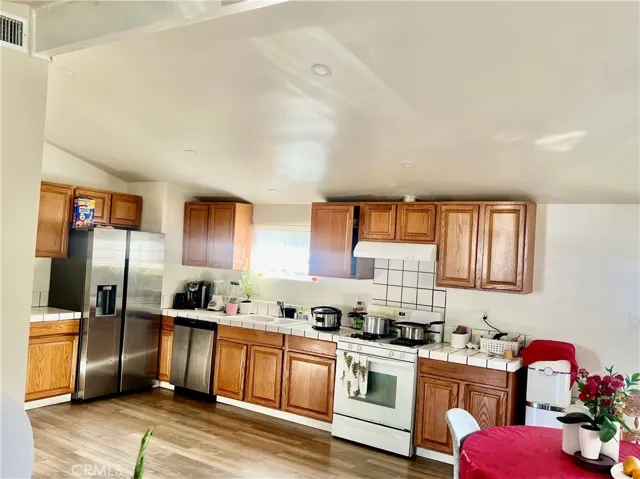 38657 Lilacview, Palmdale, California 93550