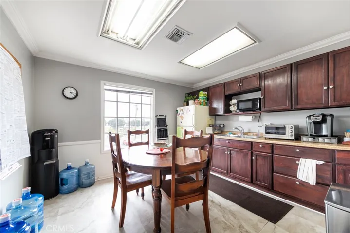 Kitchen area inside of 206