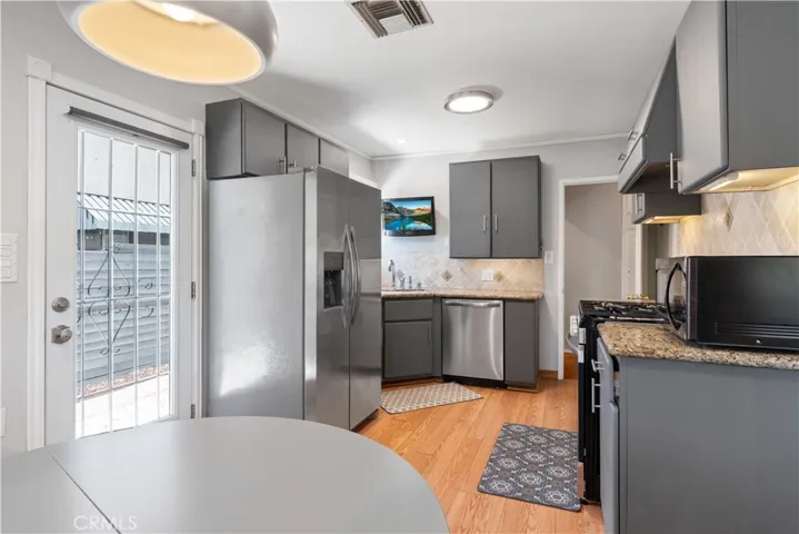 7408 Farmdale Ave, North Hollywood, California 91605