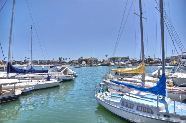 226 La Jolla, Newport Beach, California 92663