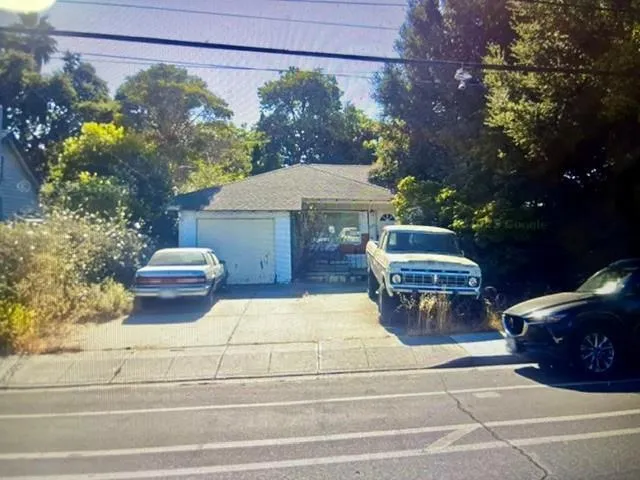460 5th Avenue, Redwood City, California 94063