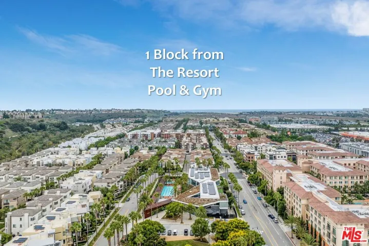 12883 Runway Road 1, Playa Vista, California 90094