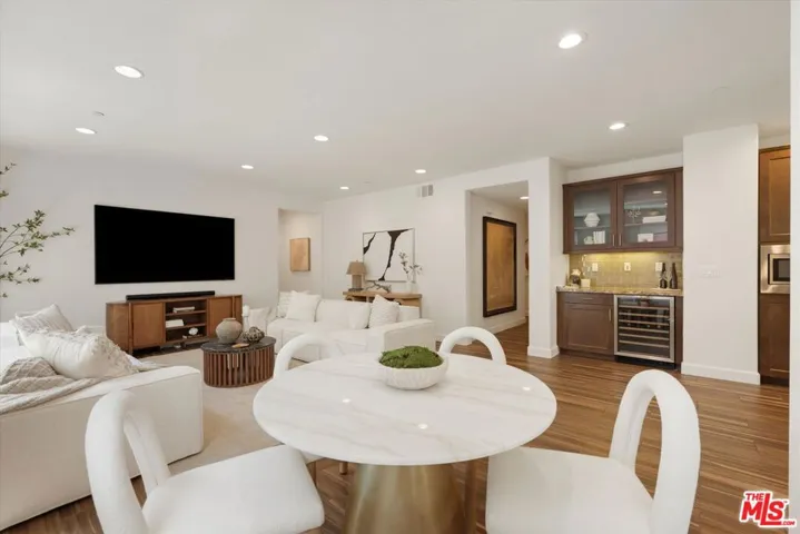 12883 Runway Road 1, Playa Vista, California 90094