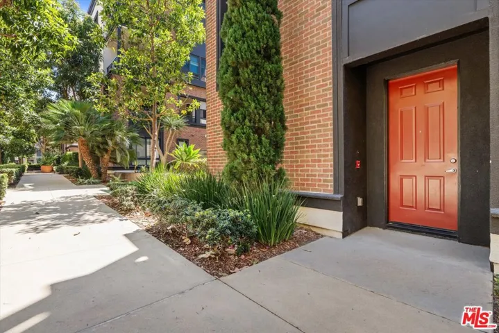 12883 Runway Road 1, Playa Vista, California 90094