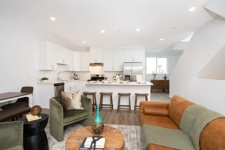 4986 Ocean View Boulevard, San Diego, California 92113
