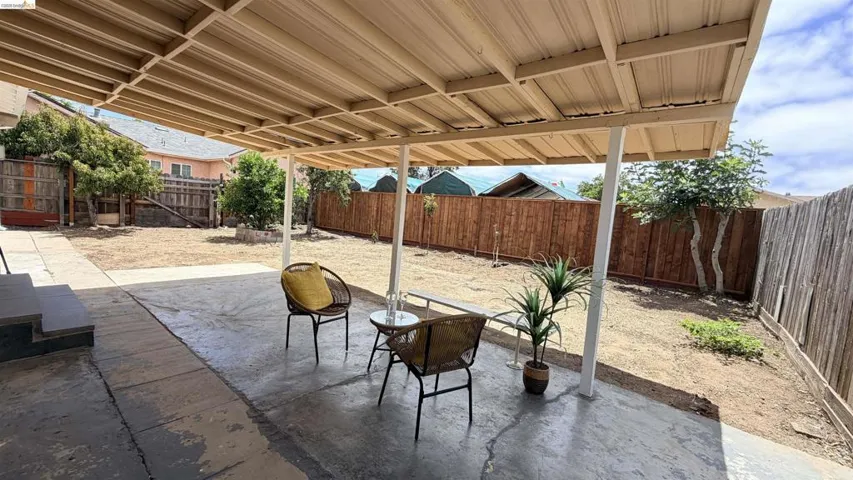 954 Folsom Ave, Hayward, California 94544