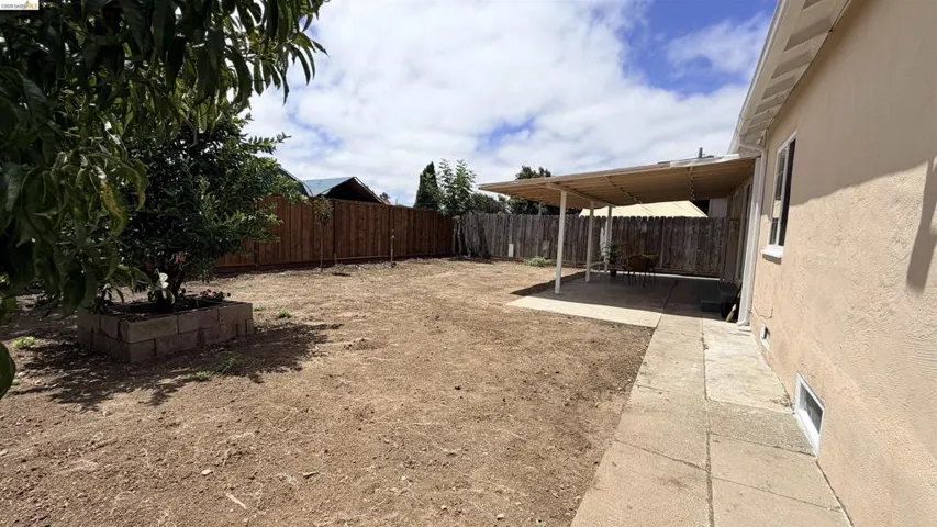 954 Folsom Ave, Hayward, California 94544