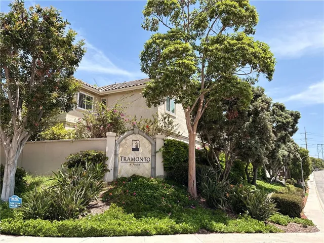 7147 Tanager Drive, Carlsbad, California 92011