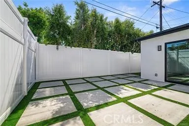 5706 Burnet Avenue, Van Nuys, California 91411