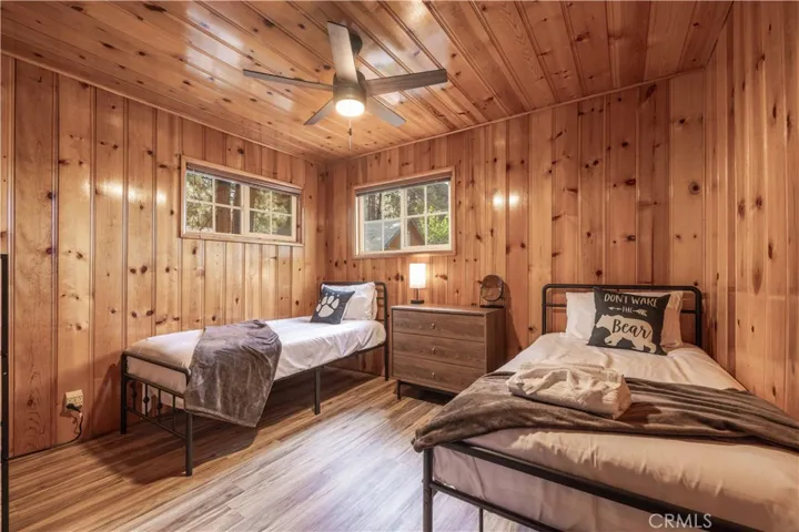 42855 Willow Avenue, Big Bear, California 92315