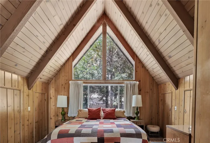 815 Zurich Drive, Lake Arrowhead, California 92352