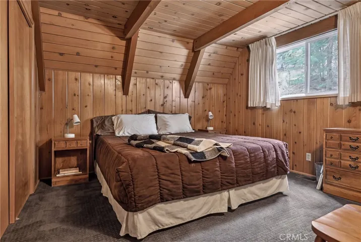 815 Zurich Drive, Lake Arrowhead, California 92352