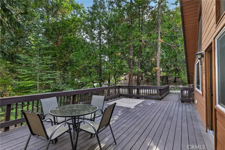 815 Zurich Drive, Lake Arrowhead, California 92352