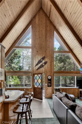 815 Zurich Drive, Lake Arrowhead, California 92352