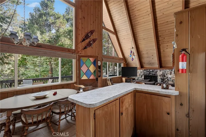 815 Zurich Drive, Lake Arrowhead, California 92352