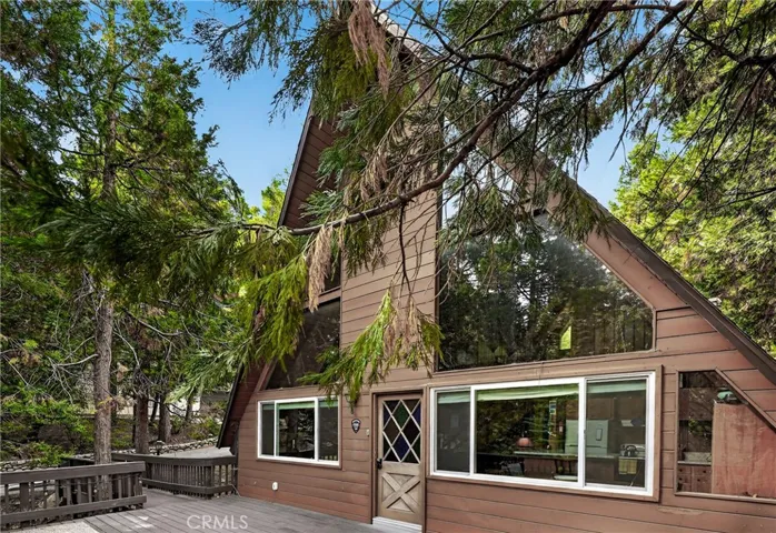 815 Zurich Drive, Lake Arrowhead, California 92352