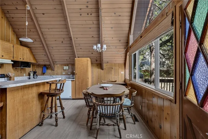 815 Zurich Drive, Lake Arrowhead, California 92352
