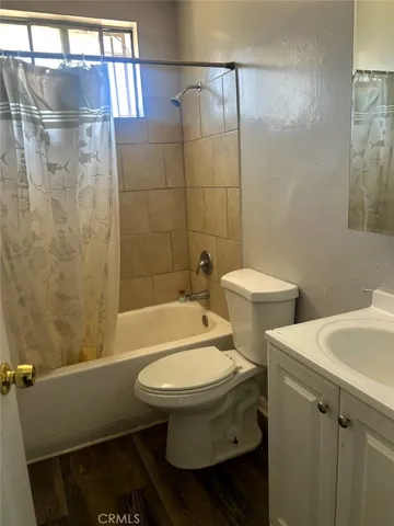 687 W 17th 4, San Bernardino, California 92405