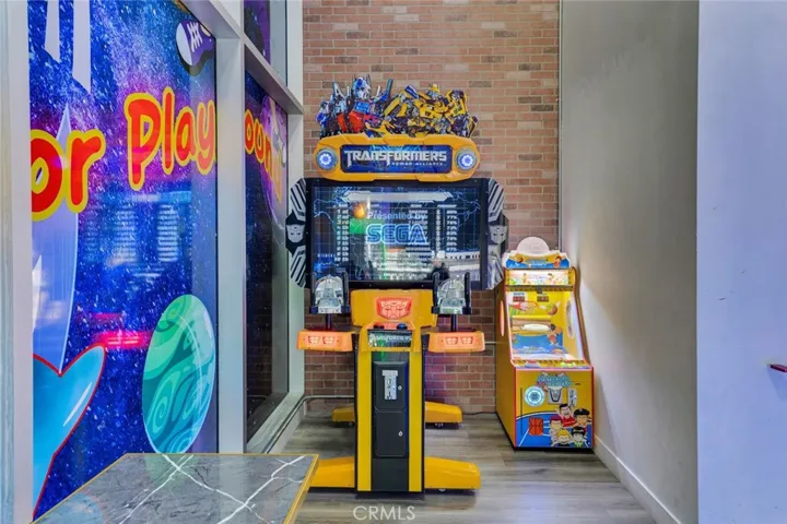 5015 Eagle Rock Boulevard 100, Los Angeles, California 90041