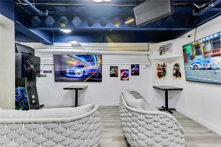 5015 Eagle Rock Boulevard 100, Los Angeles, California 90041