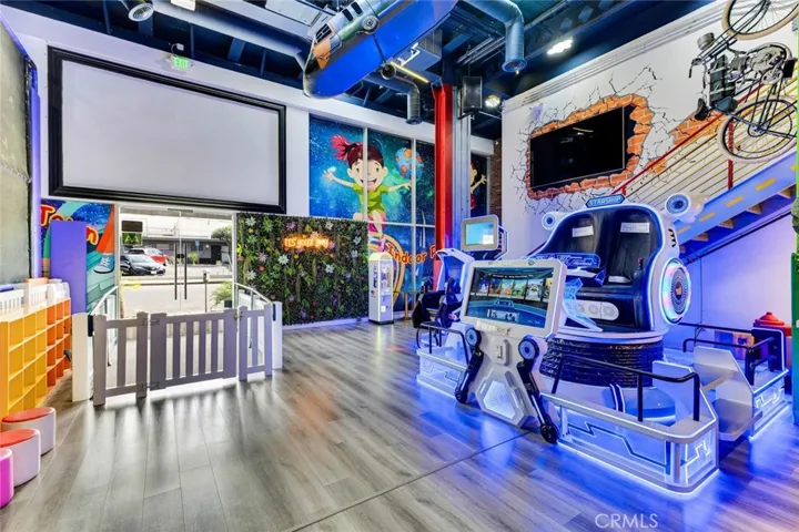5015 Eagle Rock Boulevard 100, Los Angeles, California 90041