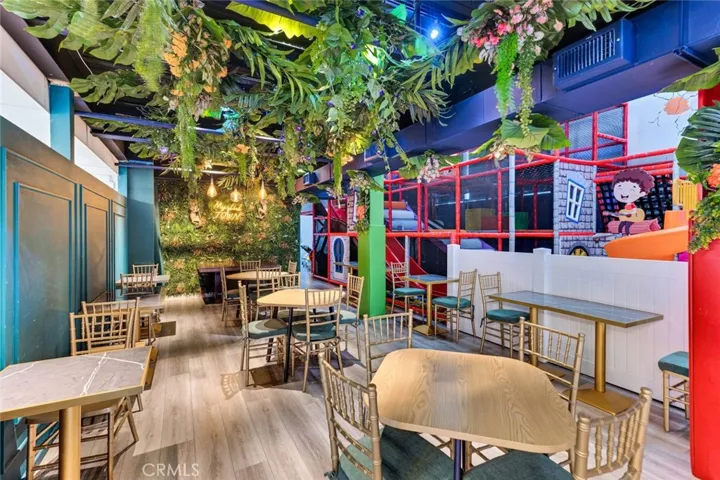 5015 Eagle Rock Boulevard 100, Los Angeles, California 90041