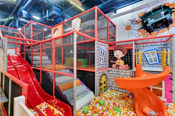5015 Eagle Rock Boulevard 100, Los Angeles, California 90041