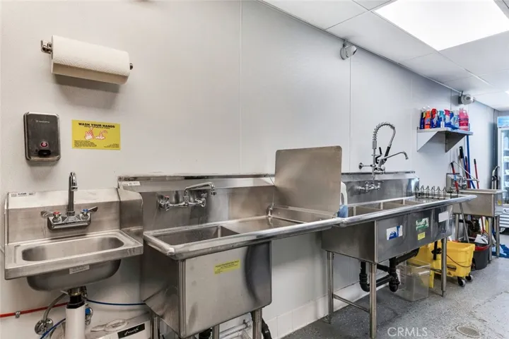 5015 Eagle Rock Boulevard 100, Los Angeles, California 90041